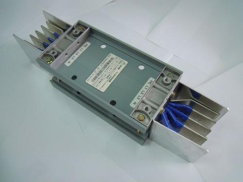 母线槽系统是一个高效输送电流的配电装置